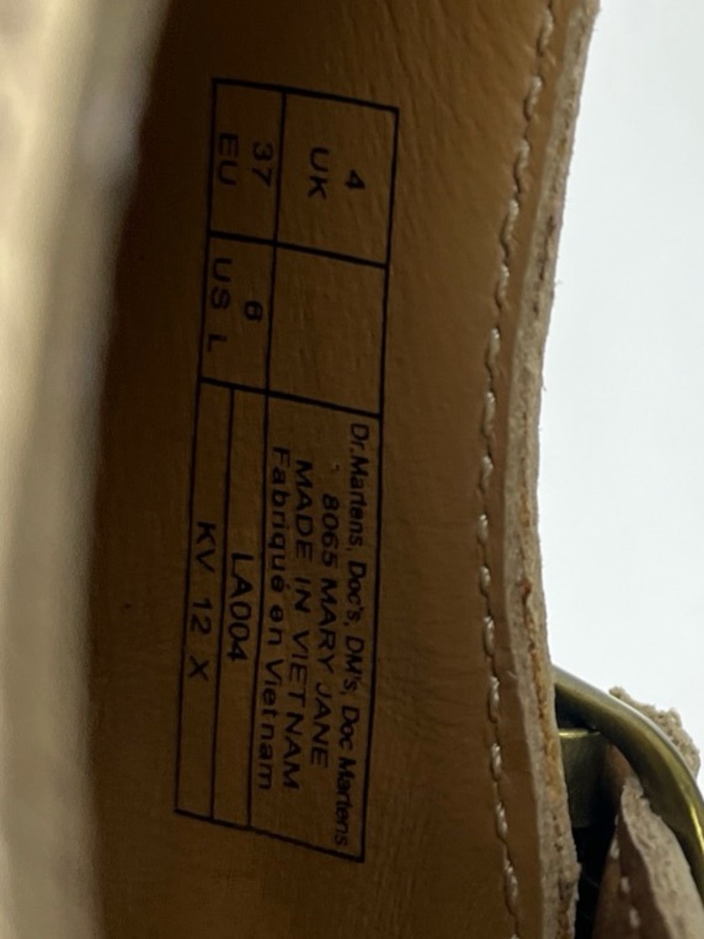 SOLD Dr. Martens Mary Jane 8065 Shoes Leather Buckle Flats Perforated Beige Wome - Picture 12 of 16